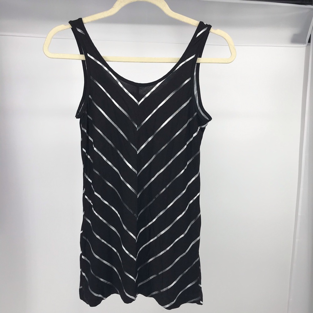 NWOT Apt 9 Chevron Stripe Tank Top S